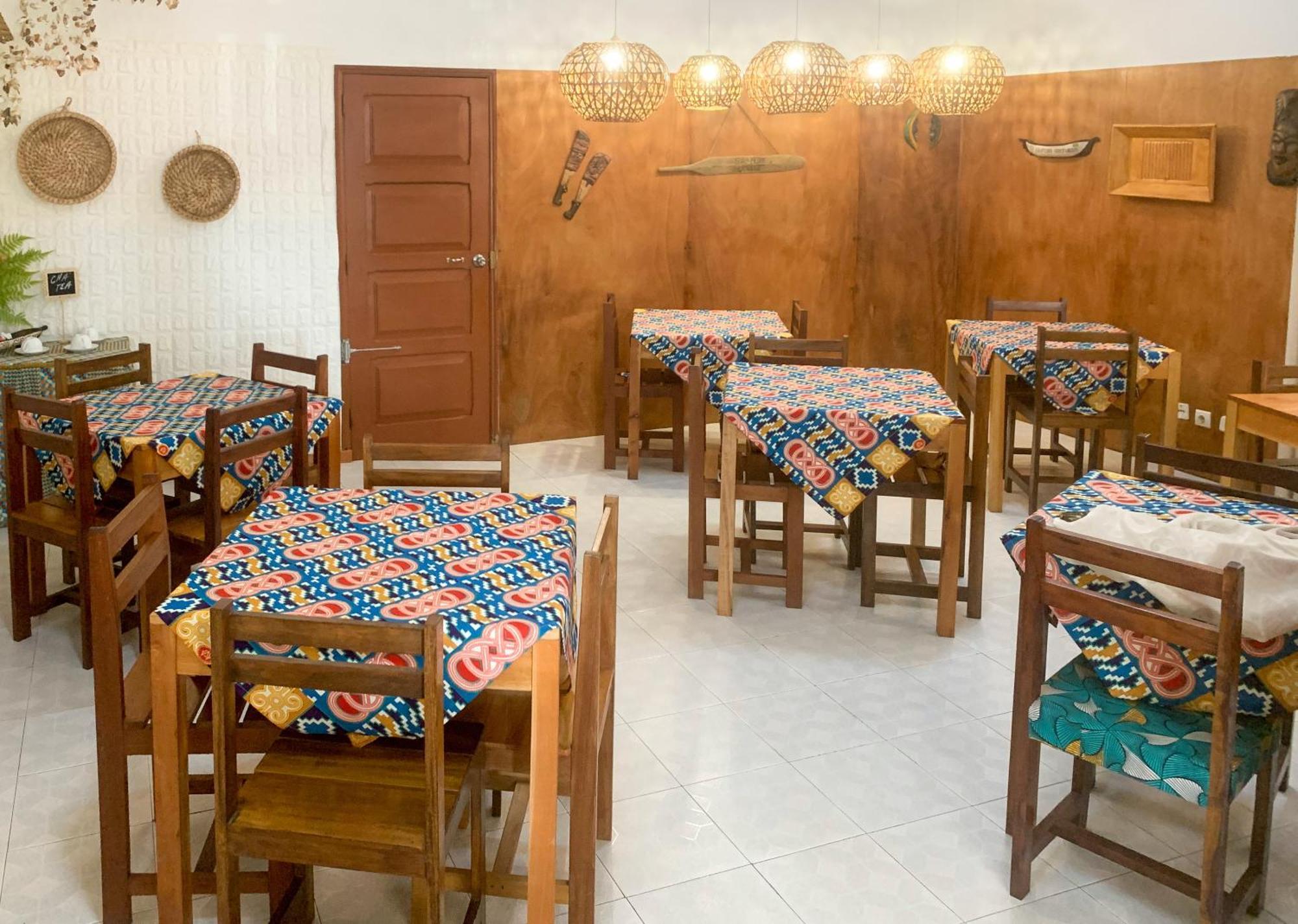 Sao Pedro Guesthouse Sao Tome Exteriör bild